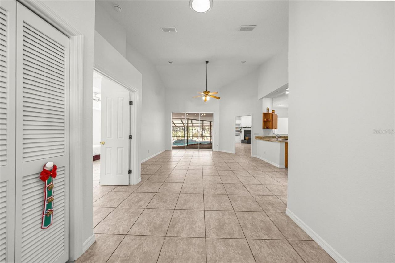 9600 N Holyoak Terrace, Dunnellon, FL 34433 Photo