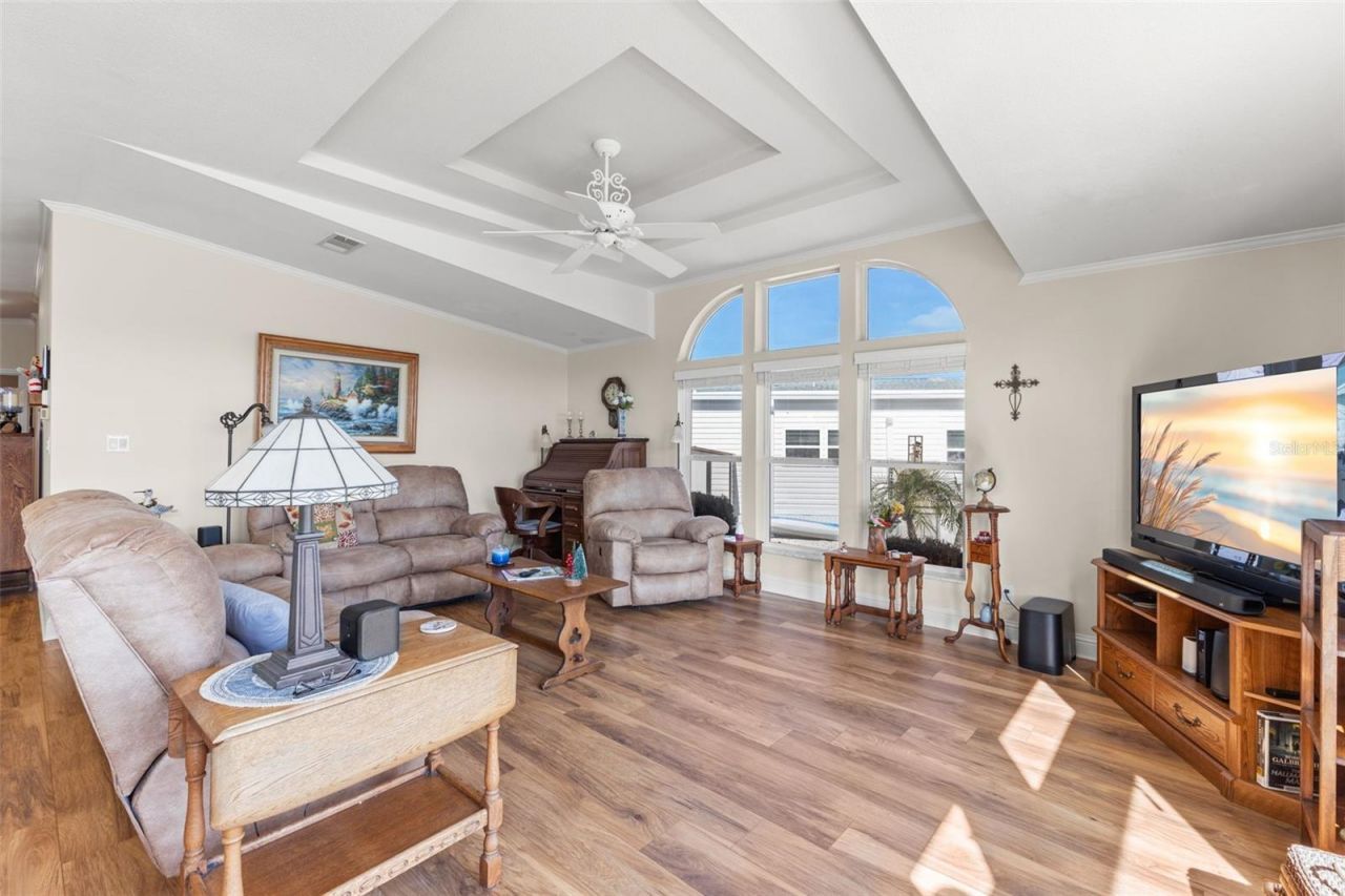 7013 Mount Piney Road Ne, Unit 724, Saint Petersburg, FL 33702 Photo