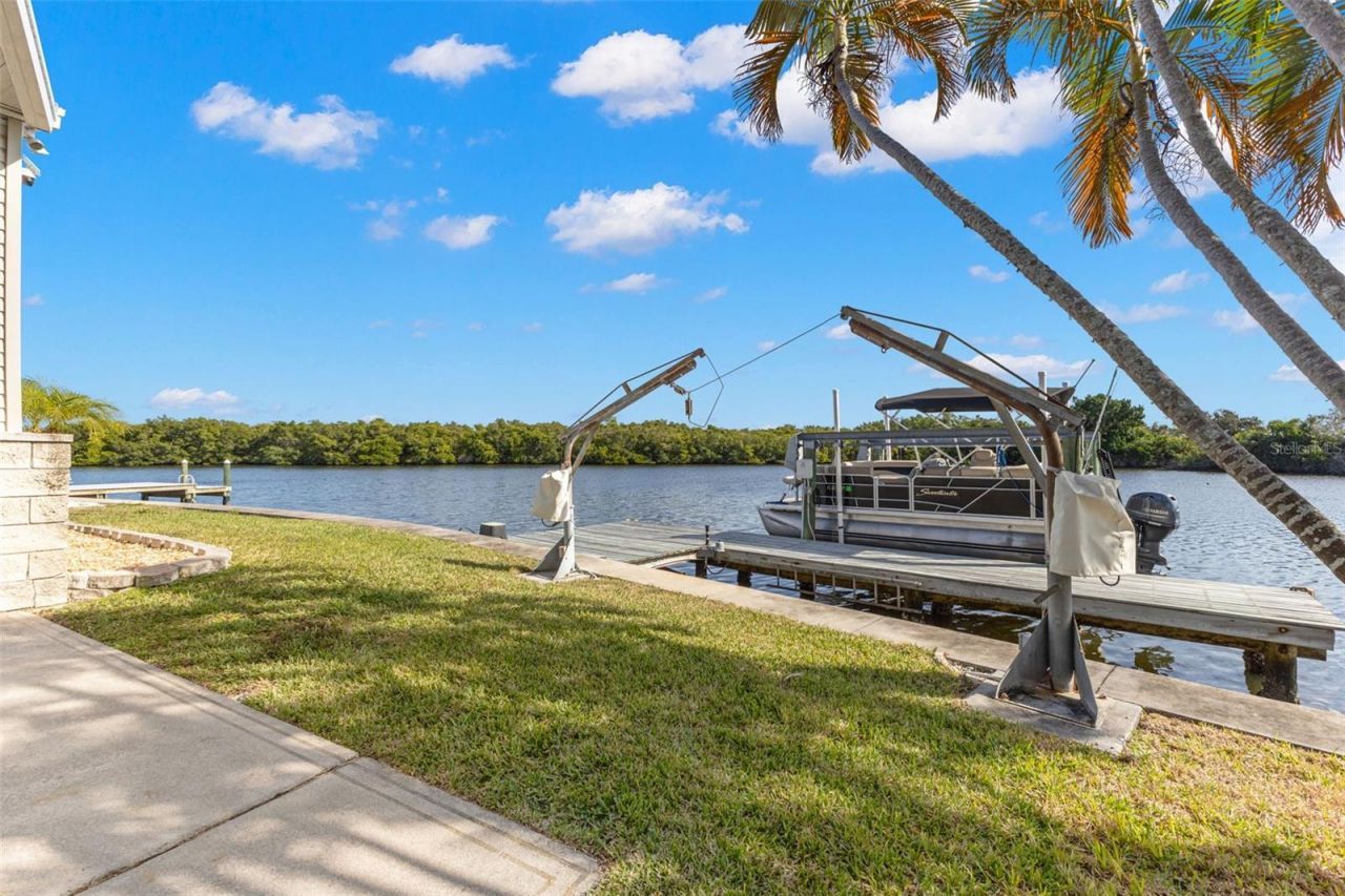 7013 Mount Piney Road Ne, Unit 724, Saint Petersburg, FL 33702 Photo