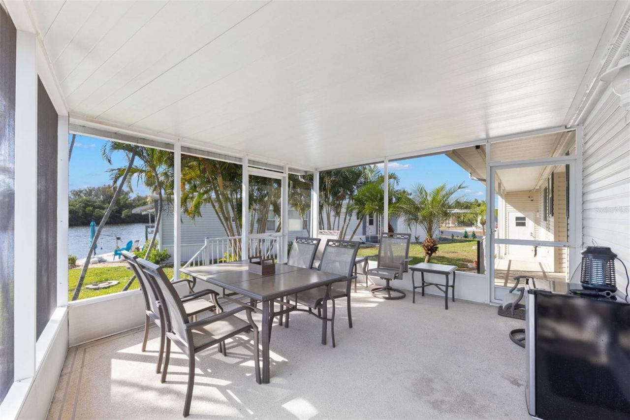 7013 Mount Piney Road Ne, Unit 724, Saint Petersburg, FL 33702 Photo