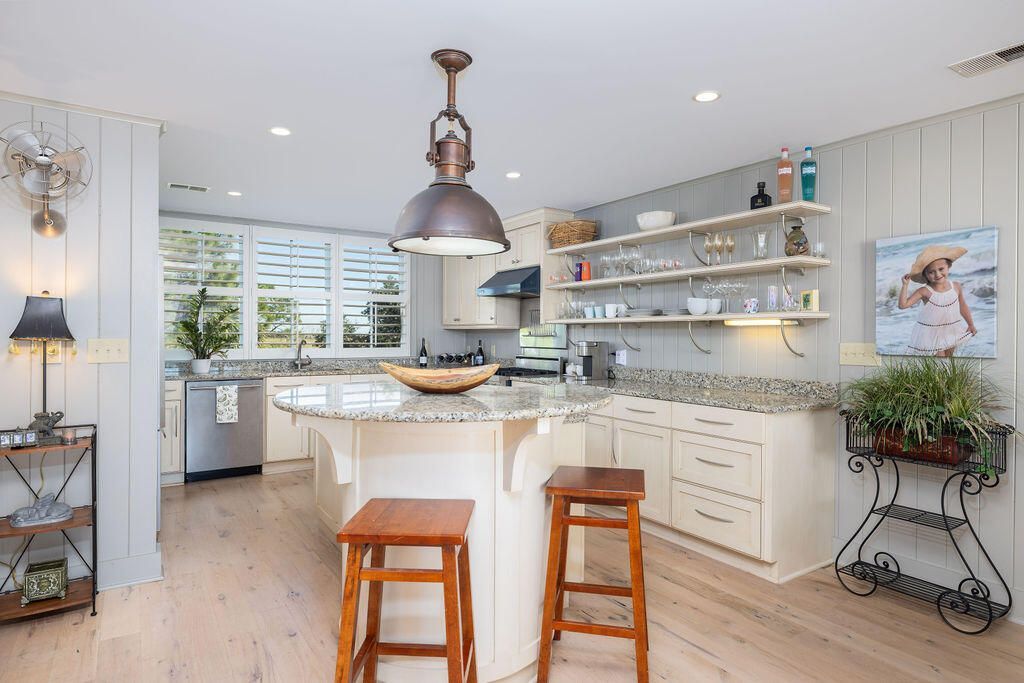 1606 Marsh Harbor Lane Photo 5