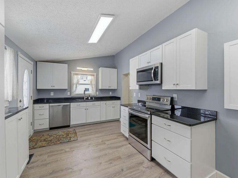 246 S High Street, Caledonia, OH 43314 Photo 14