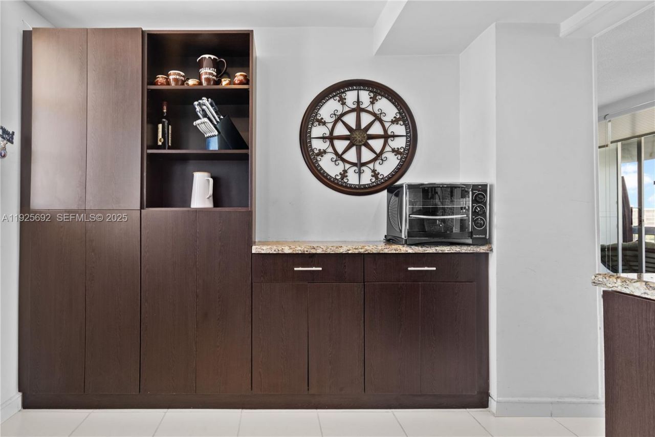 2999 Point East Dr, Unit C-502, Aventura, FL 33160 Photo