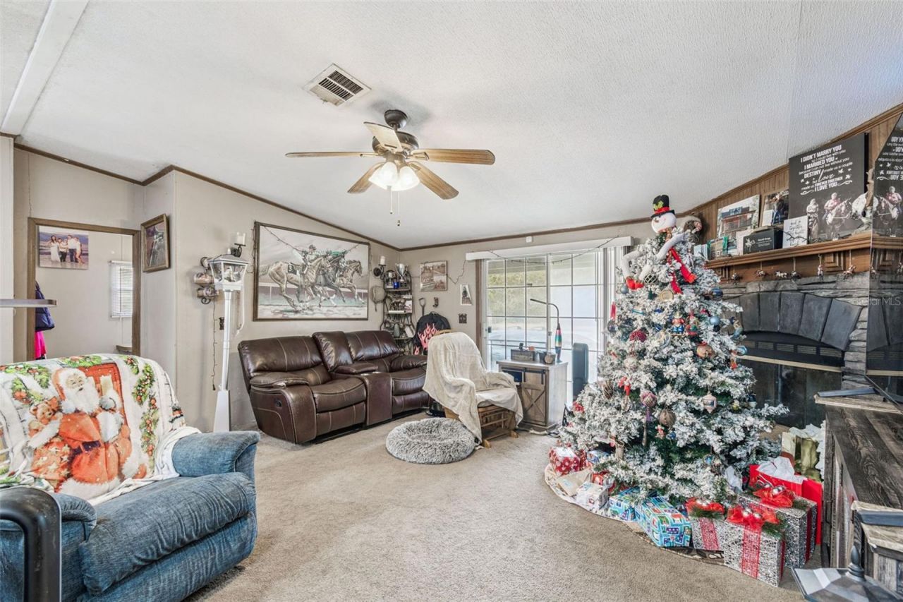 1814 Wise Road, Zephyrhills, FL 33540 Photo