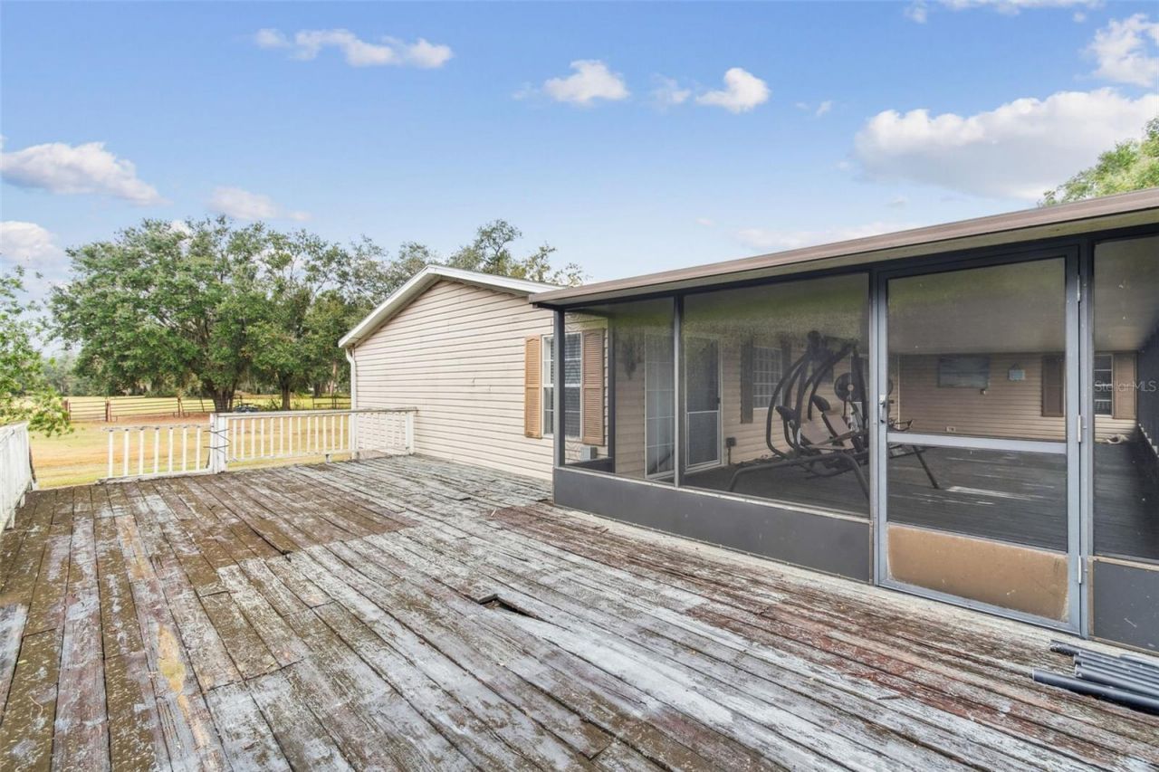 1814 Wise Road, Zephyrhills, FL 33540 Photo