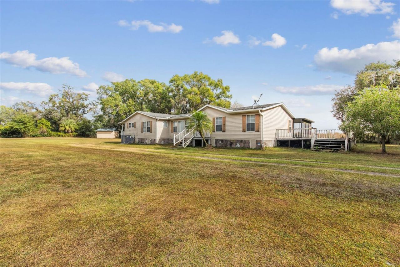 1814 Wise Road, Zephyrhills, FL 33540 Photo