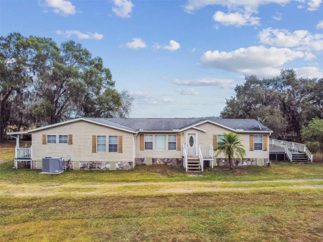 1814 Wise Road, Zephyrhills, FL 33540 Photo