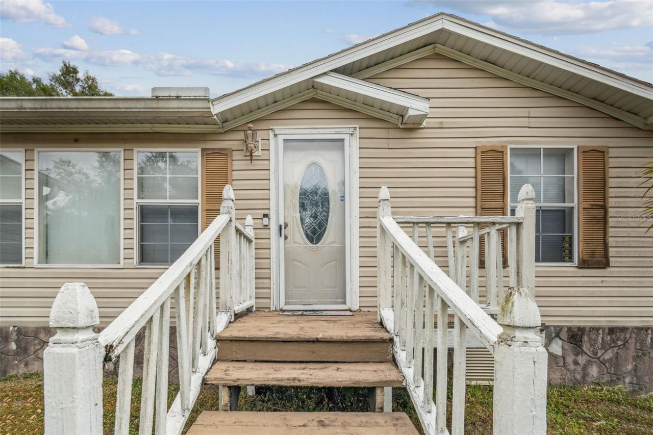 1814 Wise Road, Zephyrhills, FL 33540 Photo