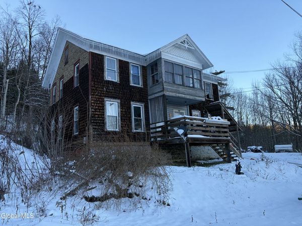 3-5 Jalet Street, Whitehall, NY 12887