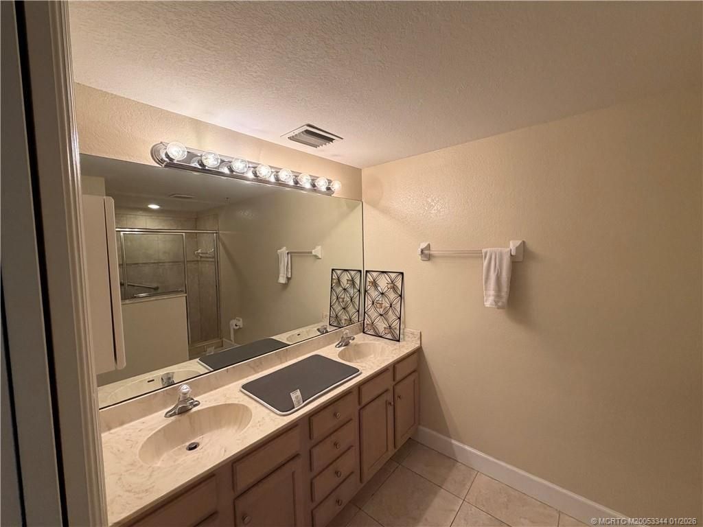 4210 Gator Trace Avenue, Unit B, Fort Pierce, FL 34982 Photo
