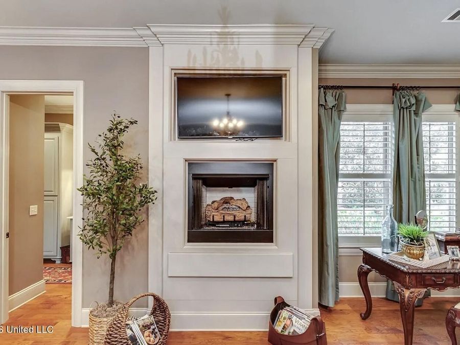 Property Image 6