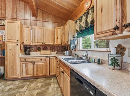 7112 10th Ave, Tahoma, CA 96142 Photo