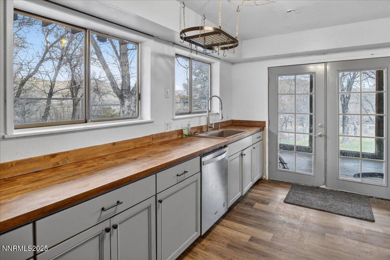 16555 N Red Rock Road, Reno, NV 89508 Photo