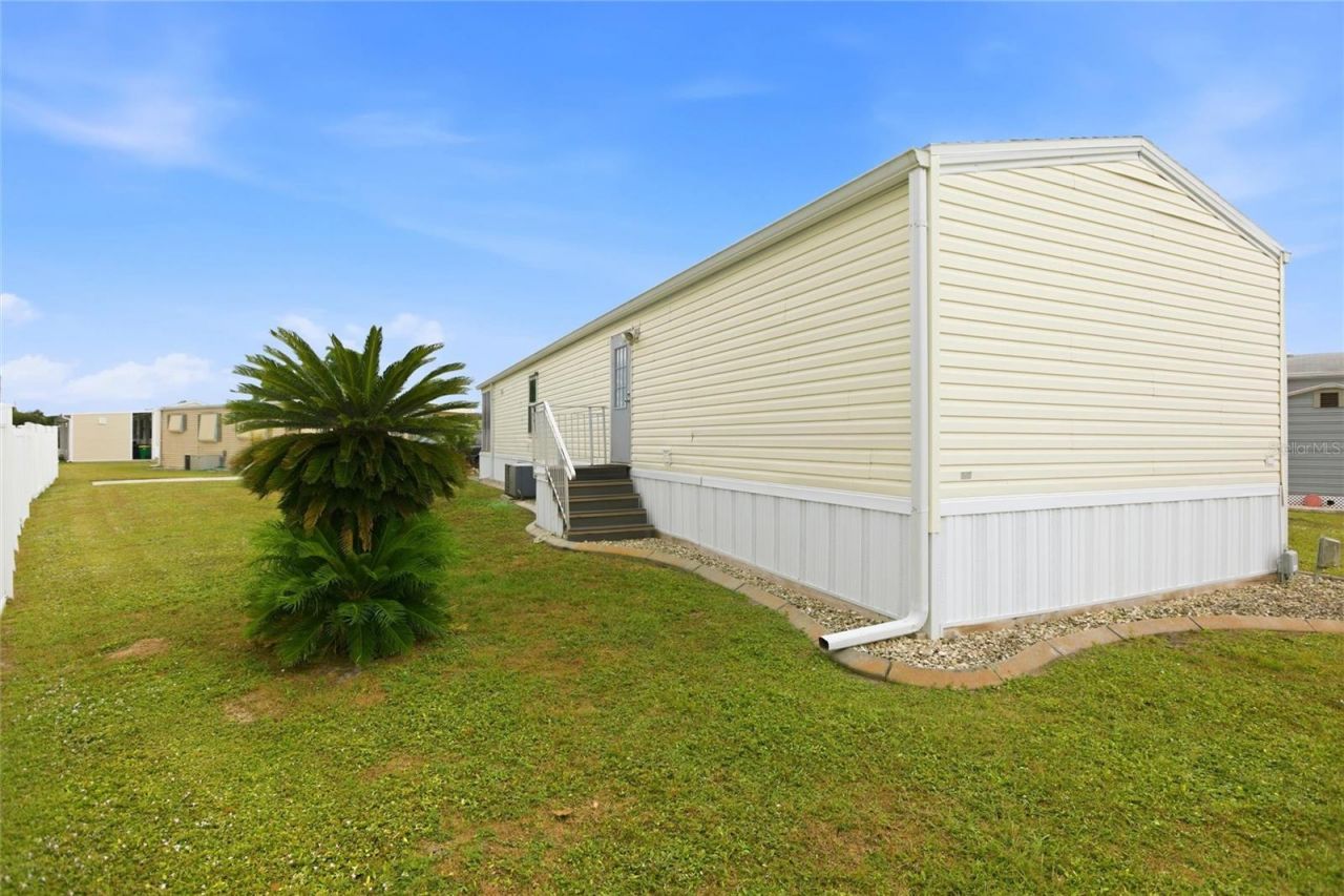 6400 Taylor Road N, Unit B15, Punta Gorda, FL 33950 Photo