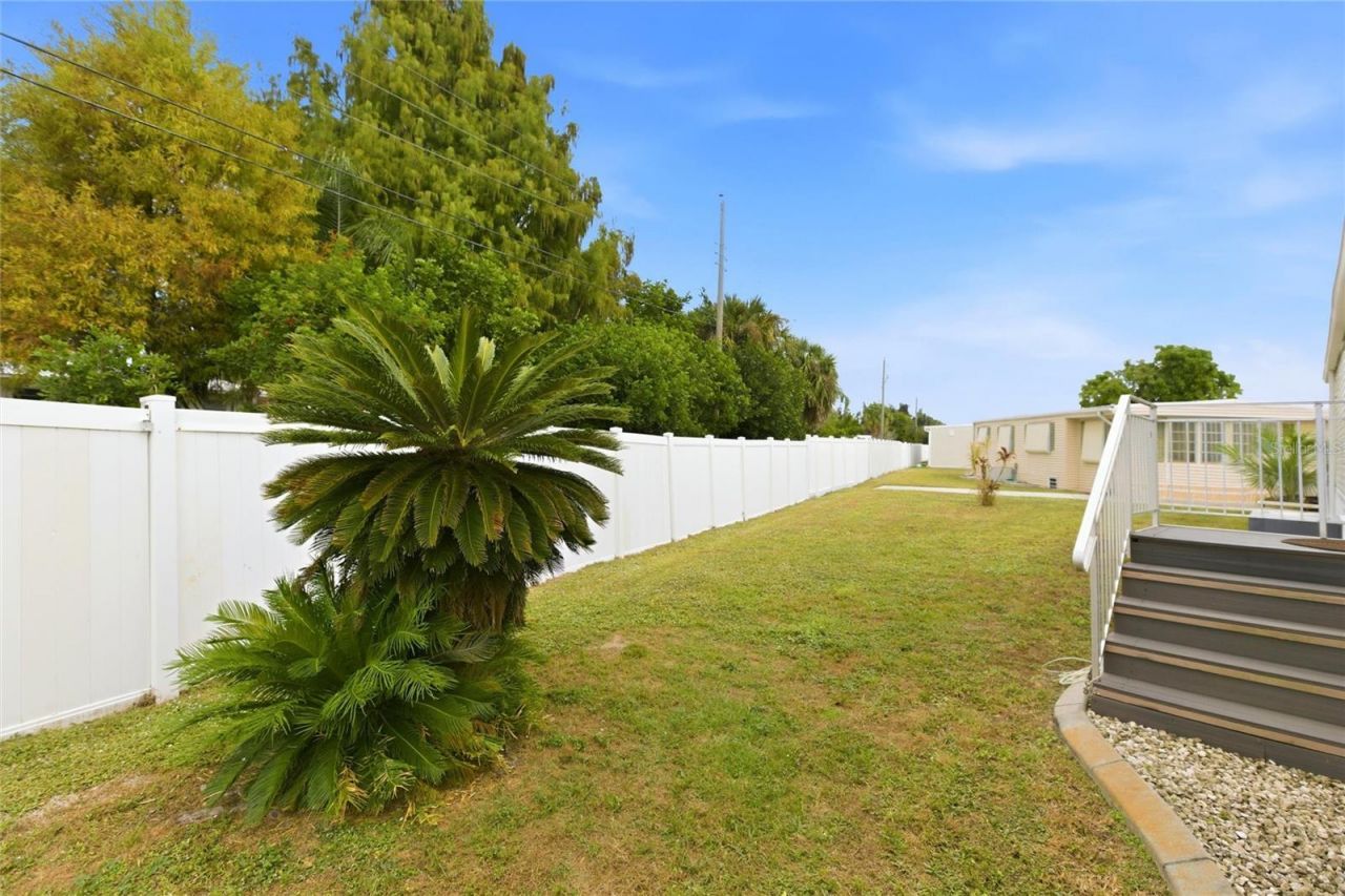 6400 Taylor Road N, Unit B15, Punta Gorda, FL 33950 Photo