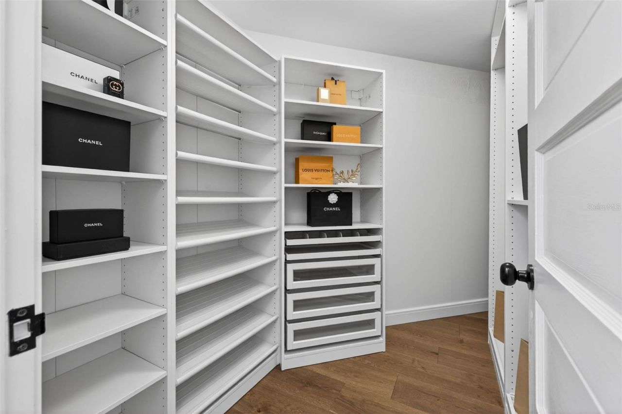 1222 Brightwaters Boulevard Ne, Saint Petersburg, FL 33704 Photo