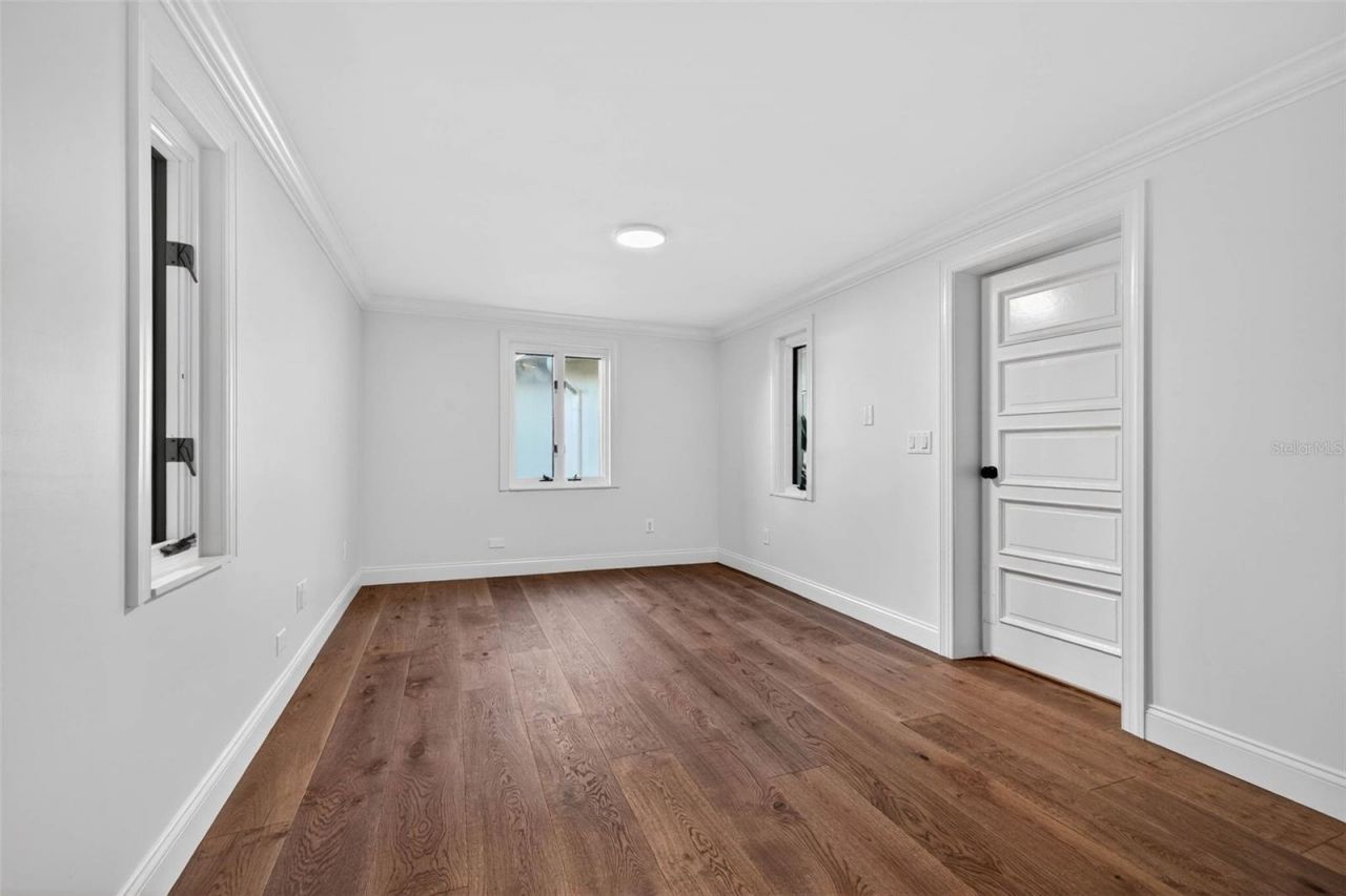 1222 Brightwaters Boulevard Ne, Saint Petersburg, FL 33704 Photo