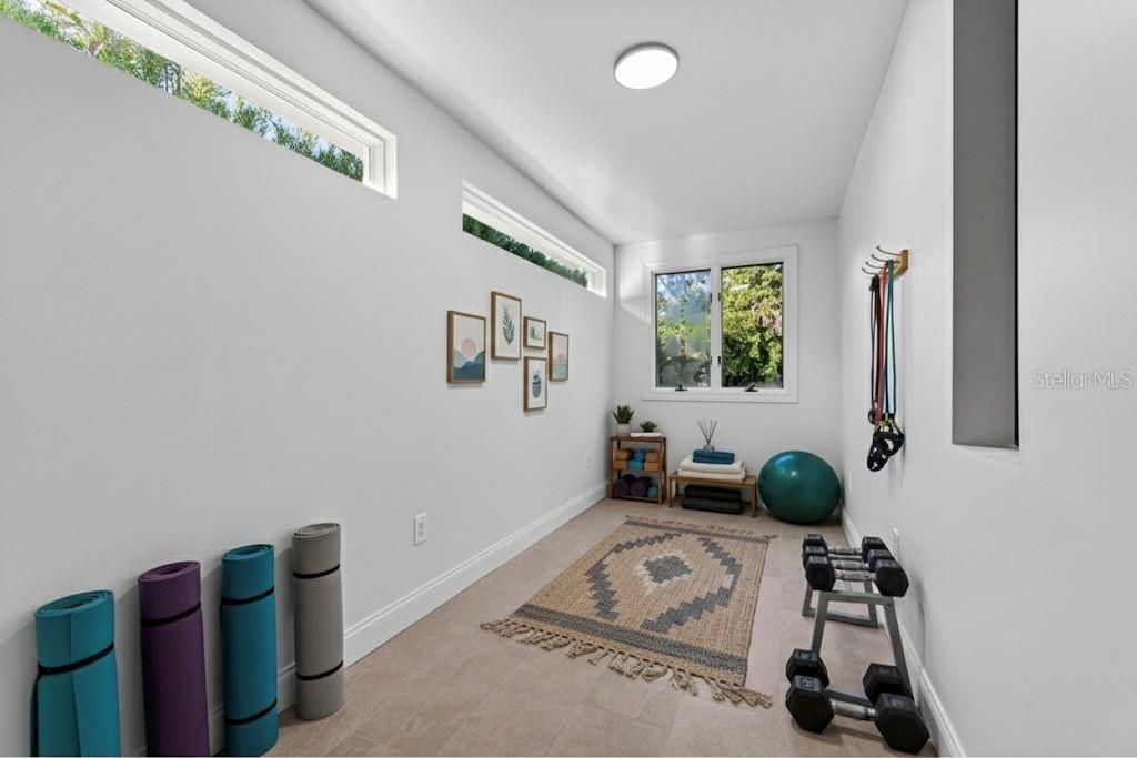 1222 Brightwaters Boulevard Ne, Saint Petersburg, FL 33704 Photo