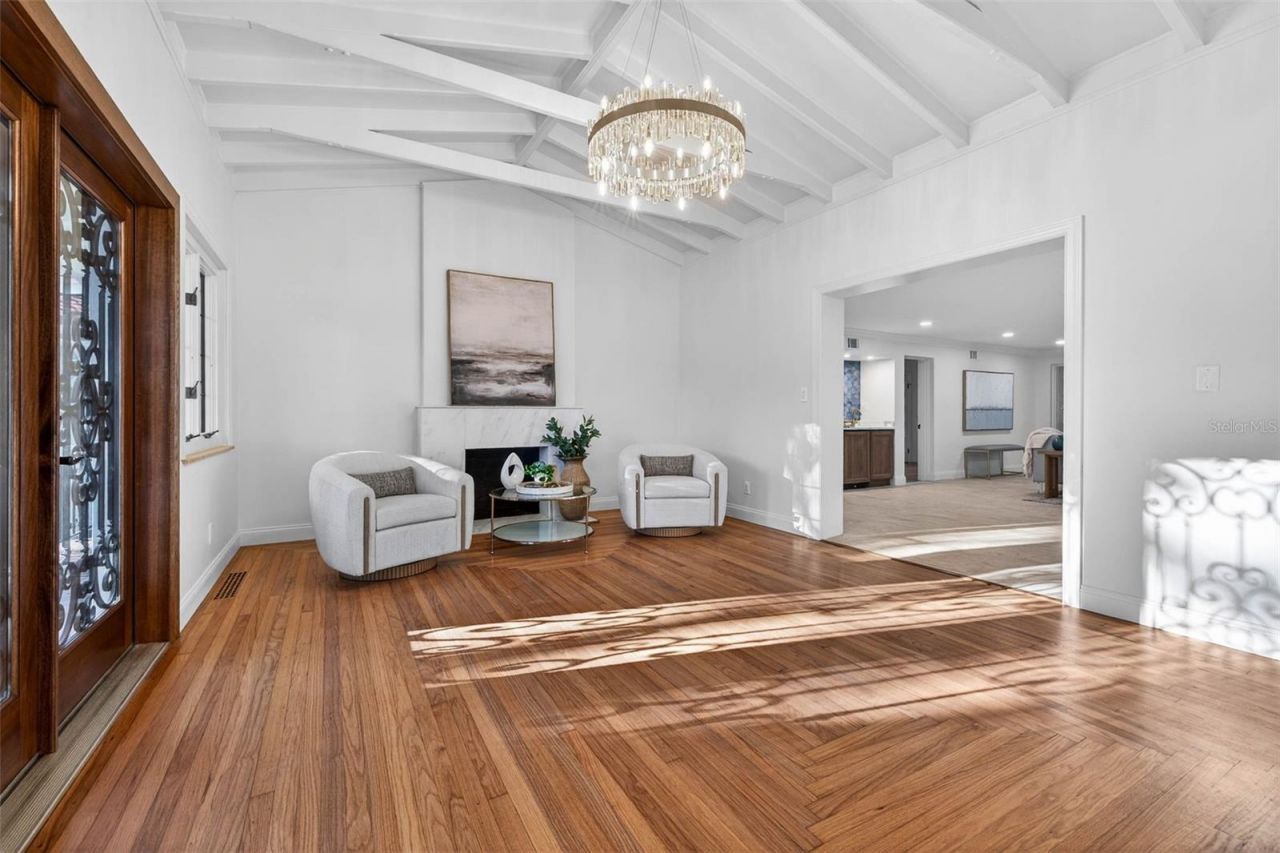 1222 Brightwaters Boulevard Ne, Saint Petersburg, FL 33704 Photo