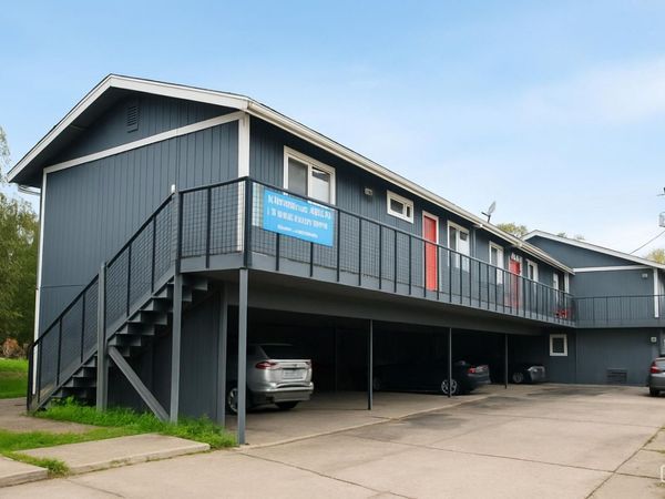 143 N F Street, Porterville, CA 93257