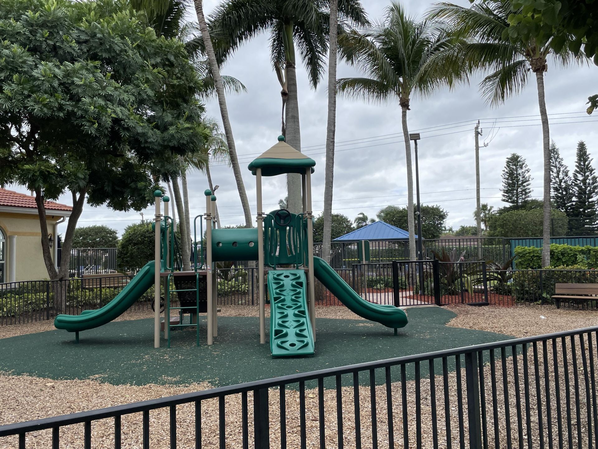 3121 N Evergreen Circle, Boynton Beach, FL 33426 Photo