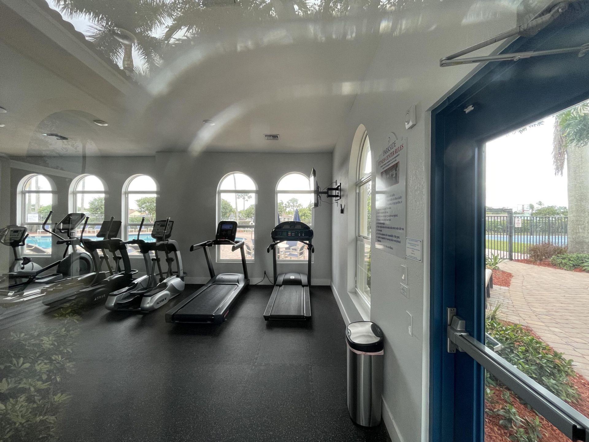 3121 N Evergreen Circle, Boynton Beach, FL 33426 Photo