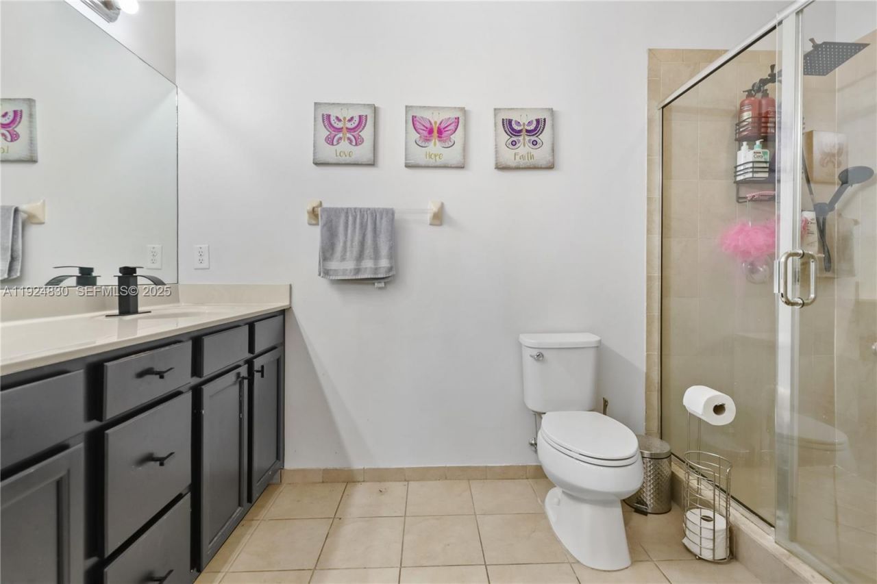 3337 W 91st Ter, Hialeah, FL 33018 Photo