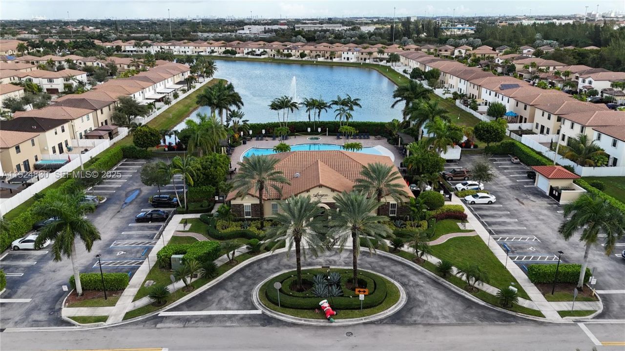 3337 W 91st Ter, Hialeah, FL 33018 Photo