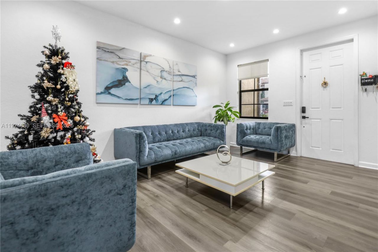 3337 W 91st Ter, Hialeah, FL 33018 Photo