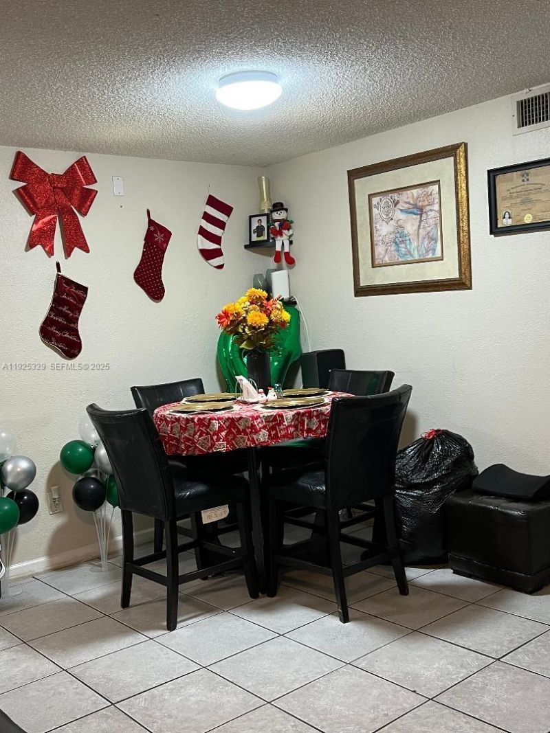 2735 W 66th St, Unit 21-23, Hialeah, FL 33016 Photo