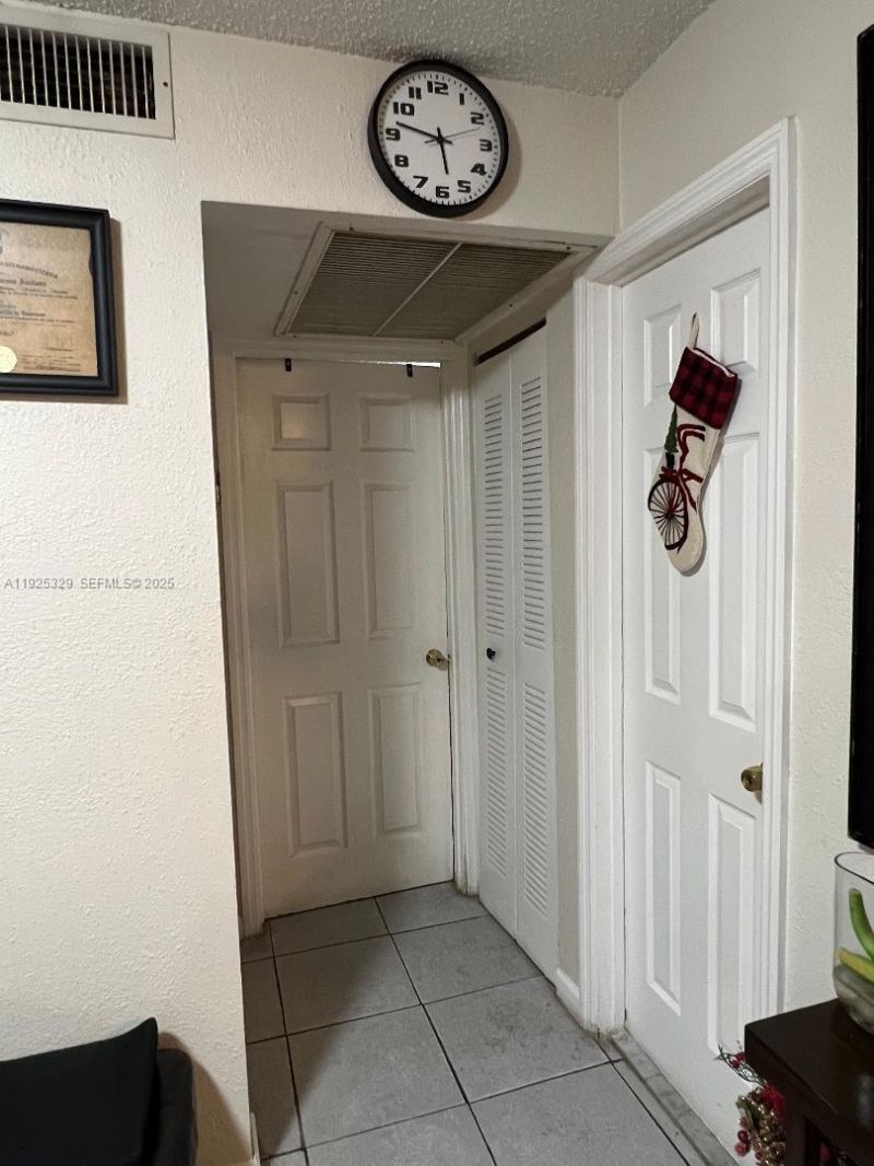 2735 W 66th St, Unit 21-23, Hialeah, FL 33016 Photo