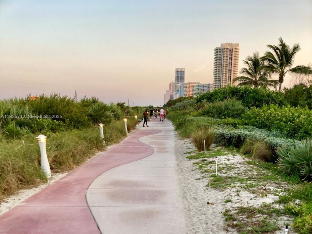 625 83rd St, Unit 44, Miami Beach, FL 33141 Photo