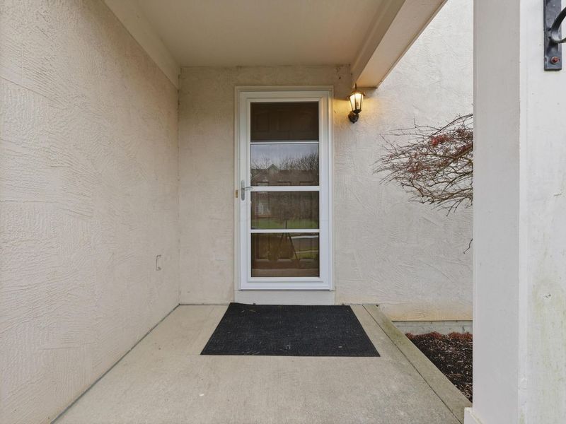 2614 Jefferson Estates Court, Blacklick, OH 43004 Photo 4