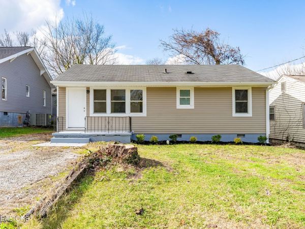 2609 Waverly St St, Knoxville, TN 37921