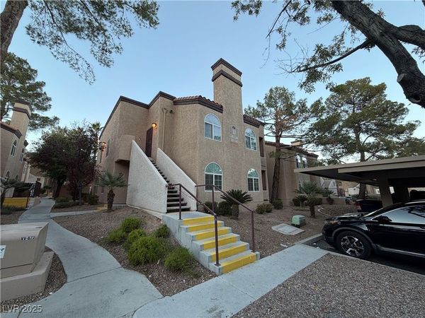 9325 W Desert Inn Road, Unit 141, Las Vegas, NV 89117