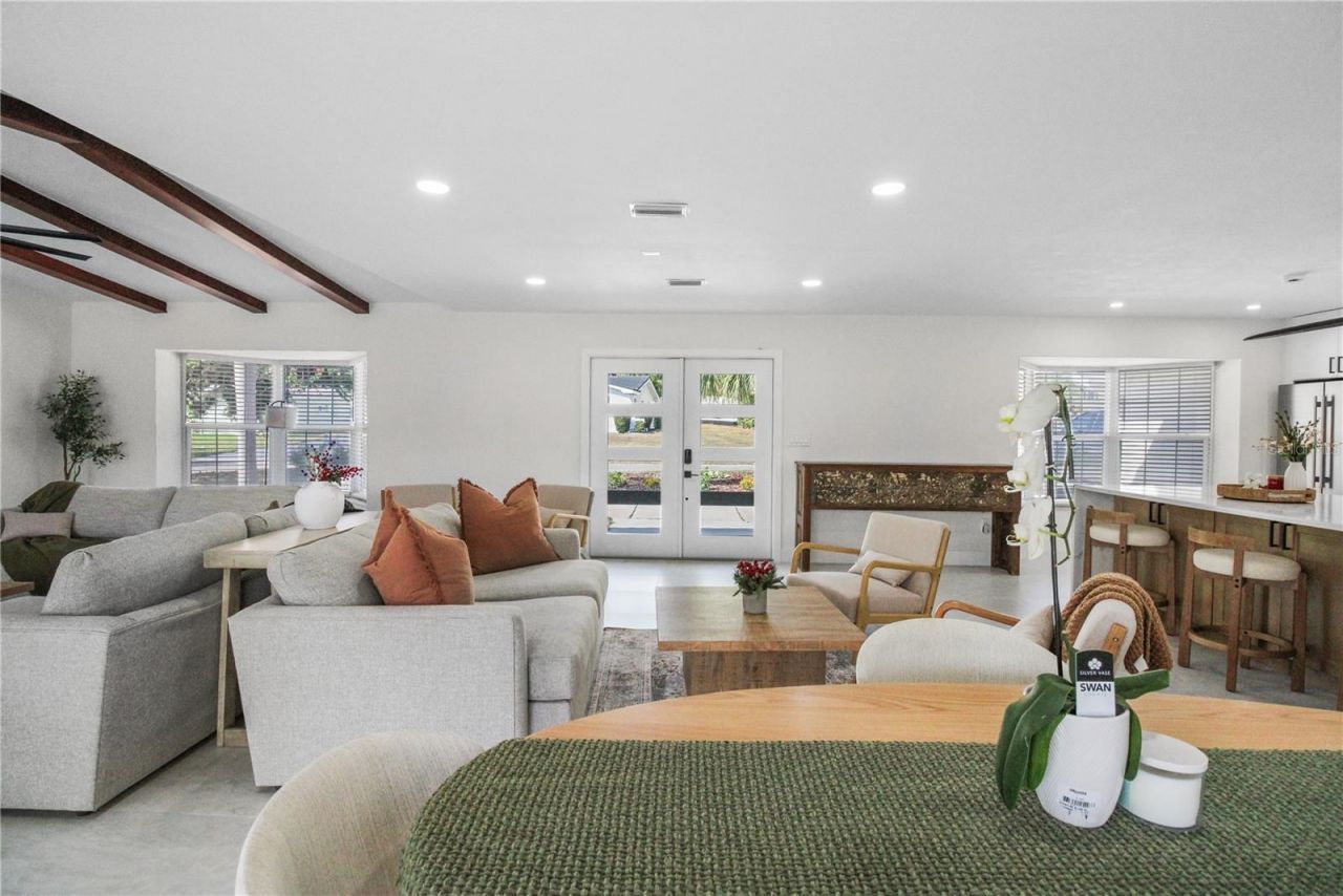 1575 Brookside Boulevard, Largo, FL 33770 Photo