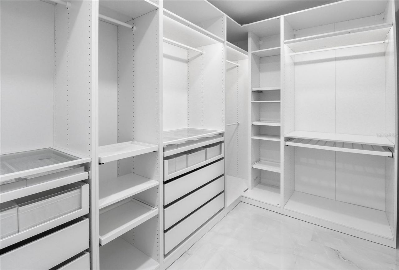 1575 Brookside Boulevard, Largo, FL 33770 Photo