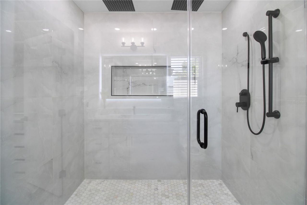 1575 Brookside Boulevard, Largo, FL 33770 Photo