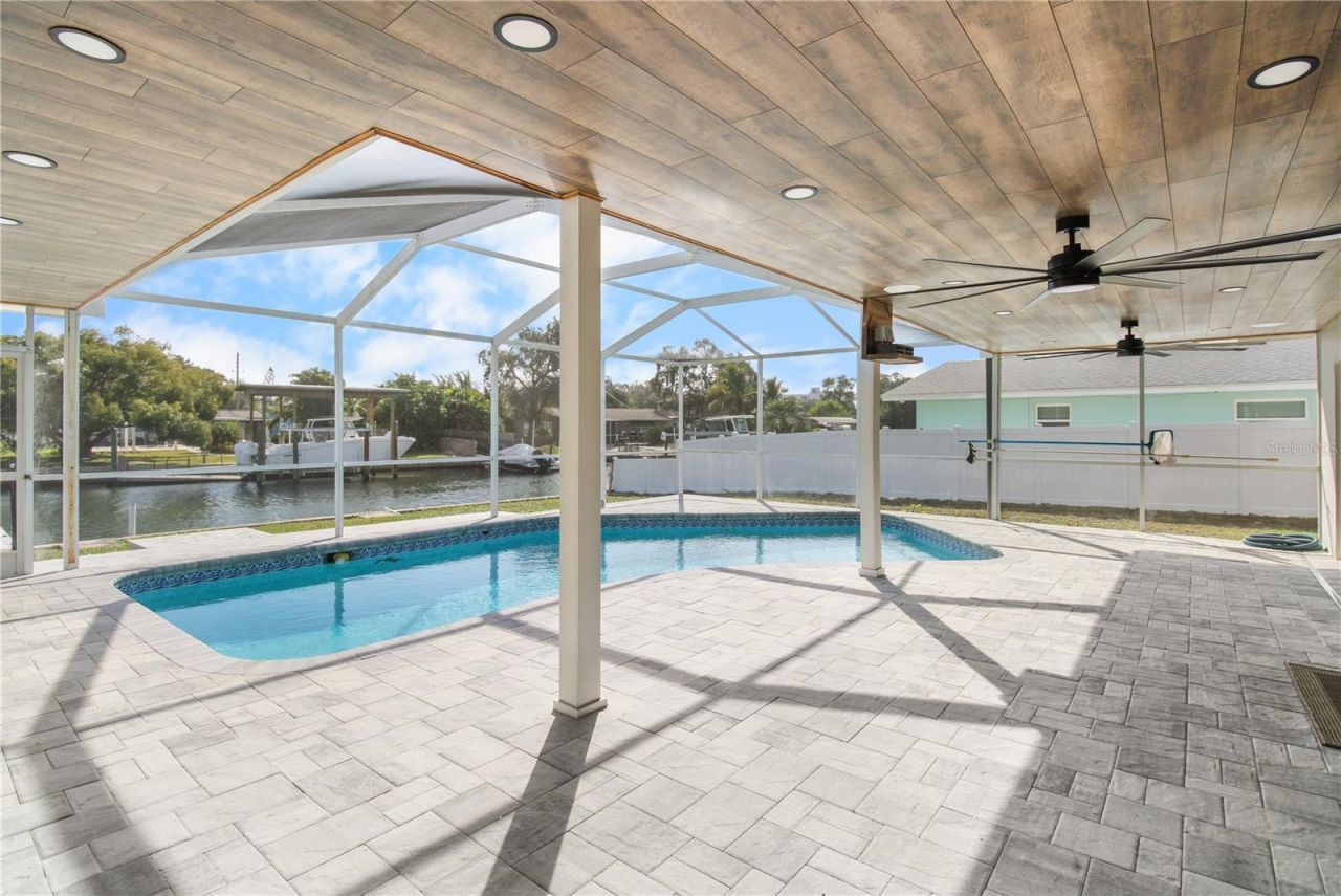 1575 Brookside Boulevard, Largo, FL 33770 Photo