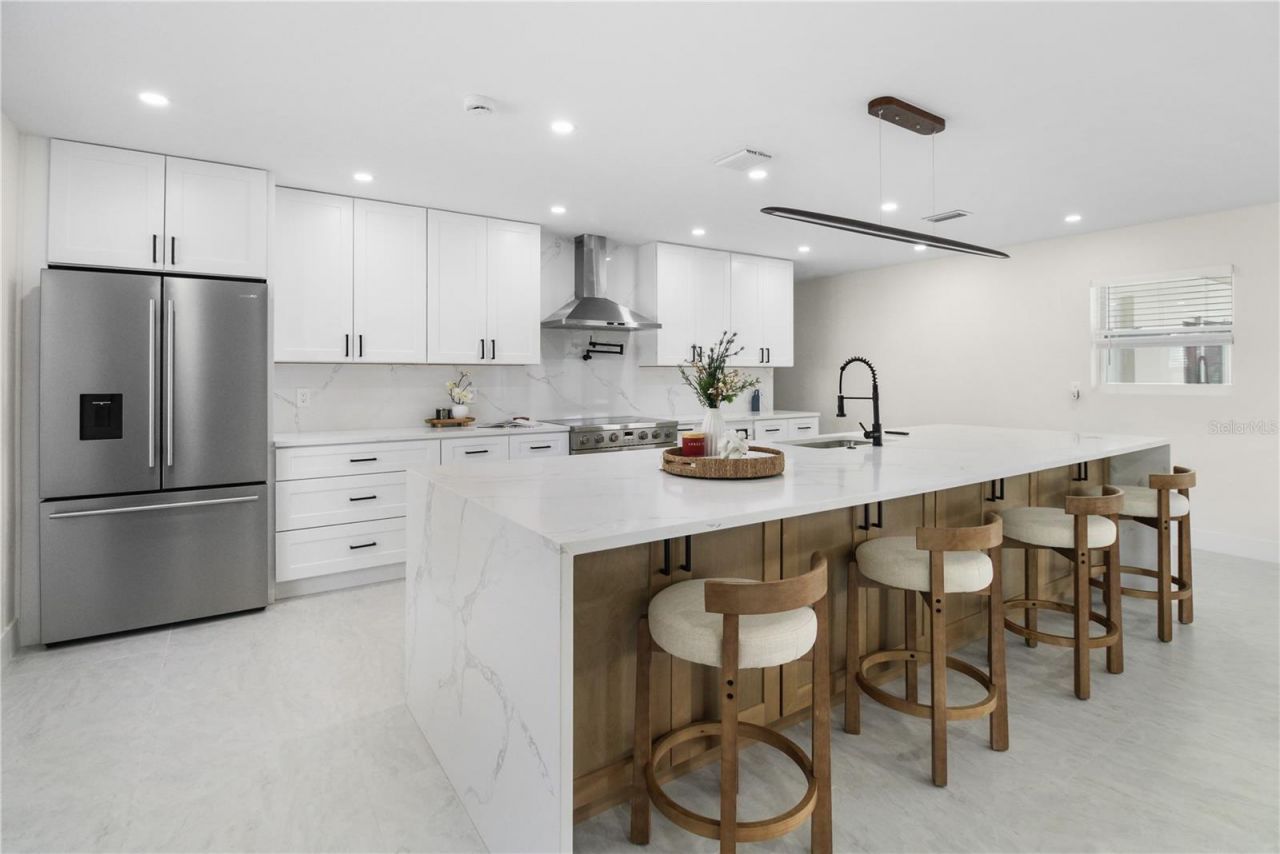 1575 Brookside Boulevard, Largo, FL 33770 Photo