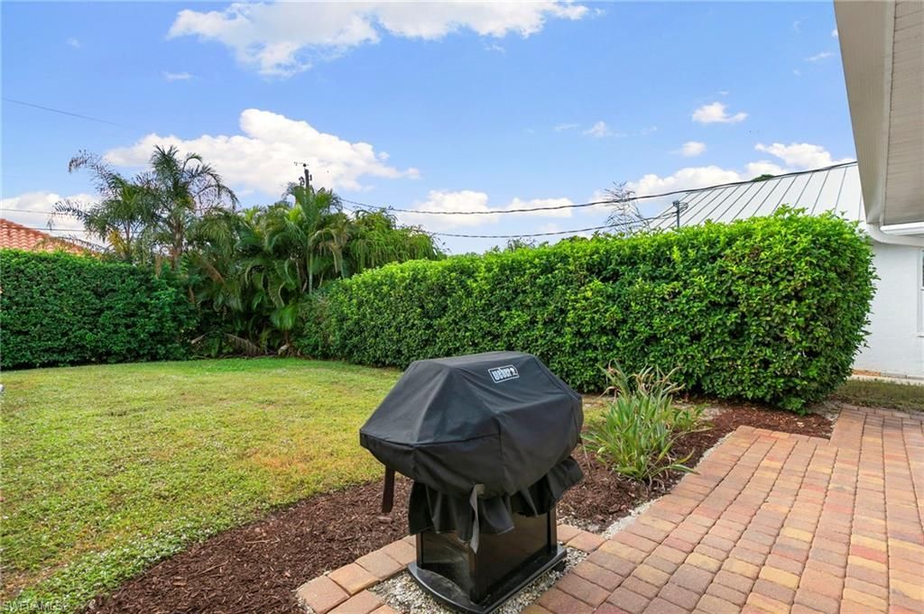 38 7th St, Bonita Springs, FL 34134 Photo