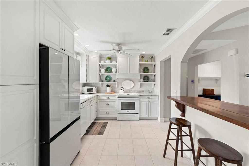 38 7th St, Bonita Springs, FL 34134 Photo