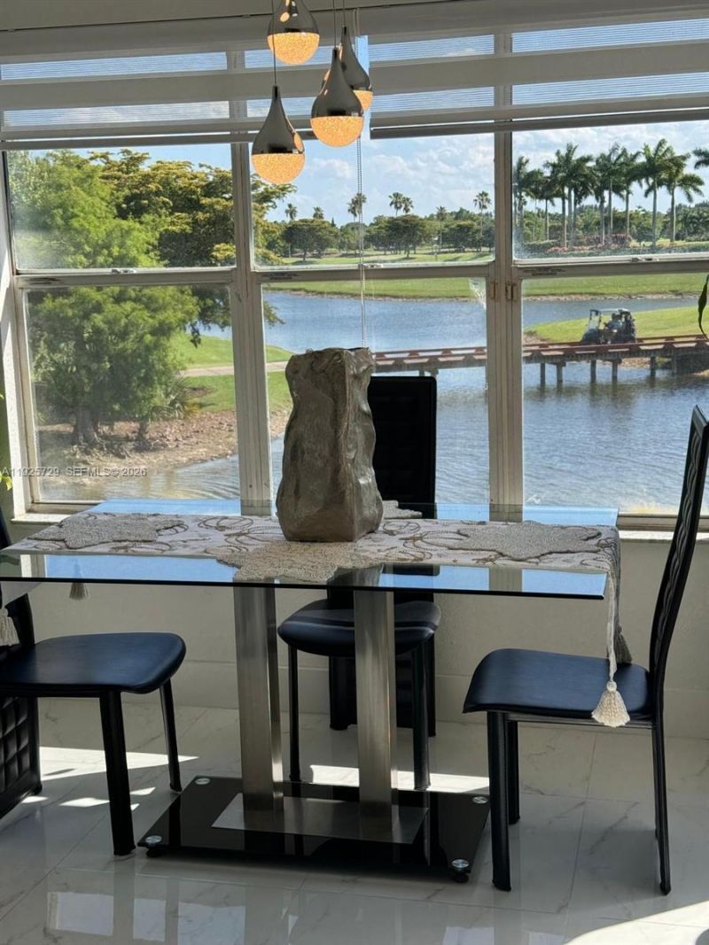 12650 Vista Isles Dr, Unit 923, Sunrise, FL 33325 Photo