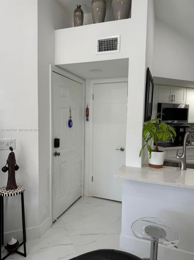 12650 Vista Isles Dr, Unit 923, Sunrise, FL 33325 Photo