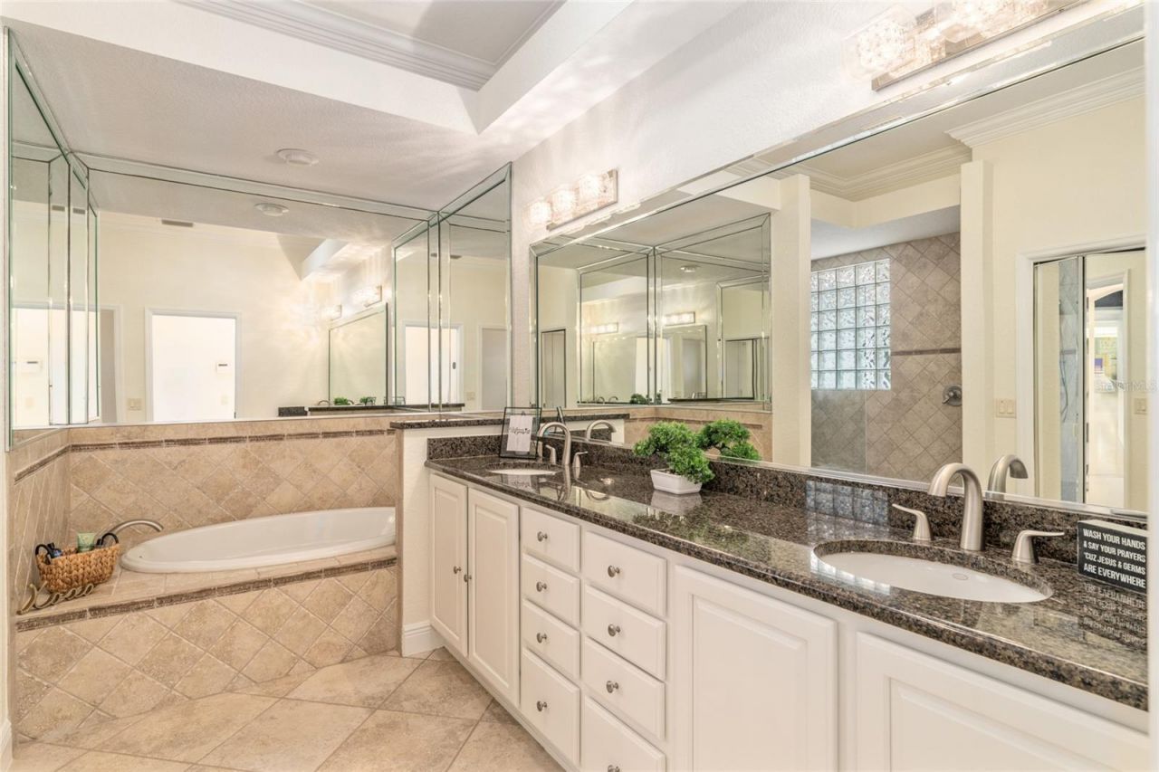 1345 Harley Circle, The Villages, FL 32162 Photo