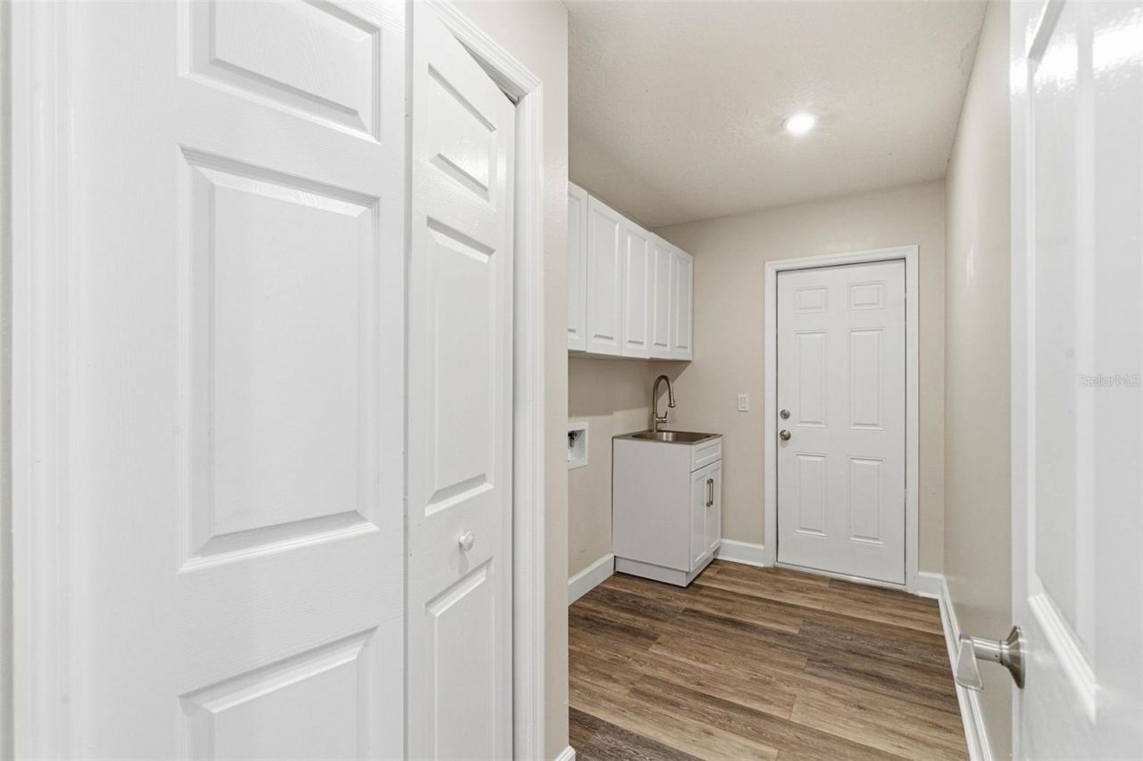 3042 Colonial Ridge Drive, Brandon, FL 33511 Photo