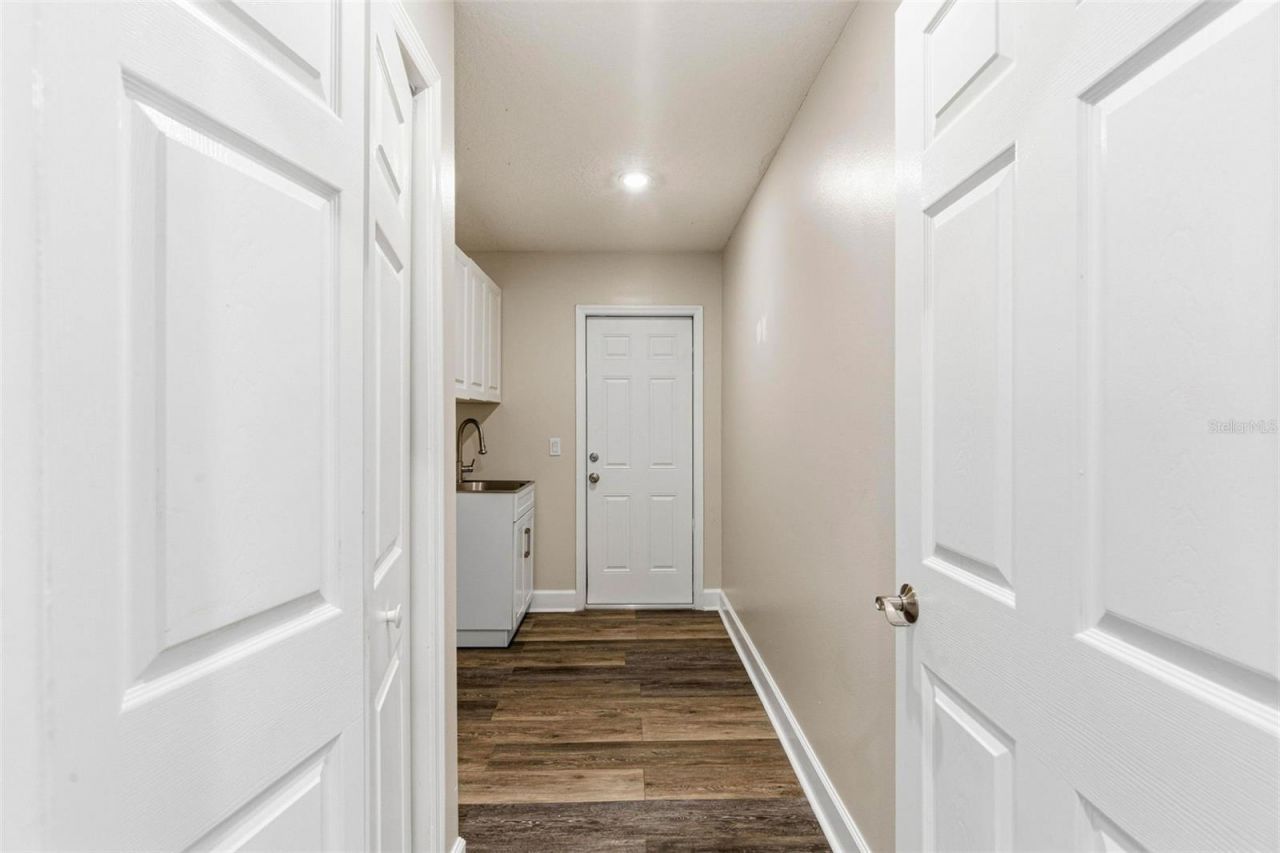 3042 Colonial Ridge Drive, Brandon, FL 33511 Photo