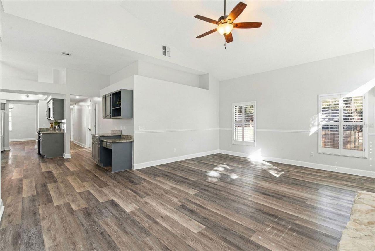 3042 Colonial Ridge Drive, Brandon, FL 33511 Photo