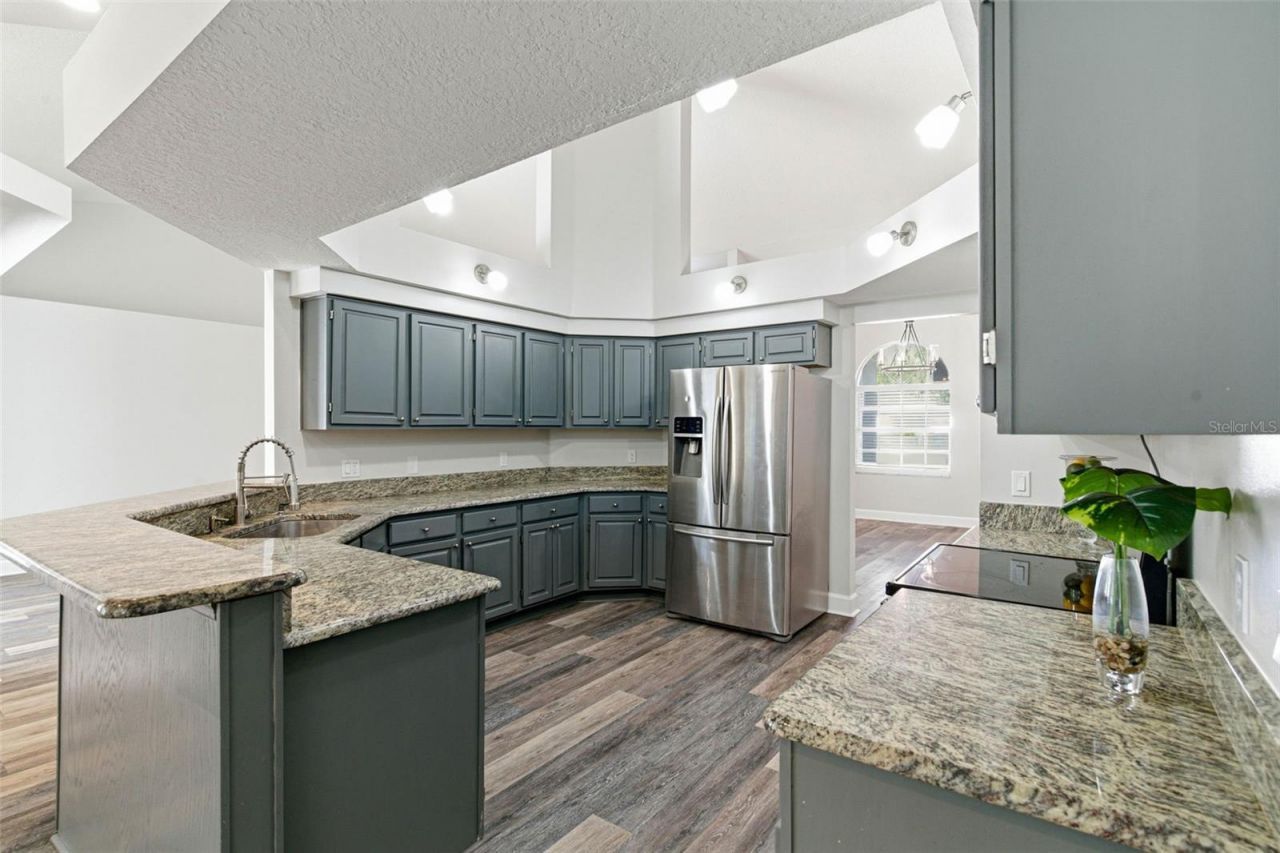 3042 Colonial Ridge Drive, Brandon, FL 33511 Photo