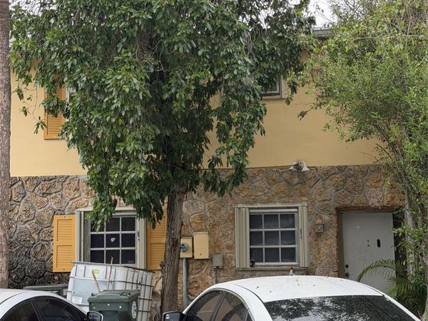 405 Sunshine Drive, Coconut Creek, FL 33066